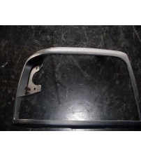 Moldura Farol F-1000 1997 Lado Direito 