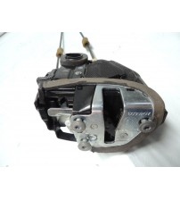 Fechadura Porta Traseira Lado Direito Toyota Rav4 2014