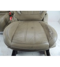 Jogo De Bancos De Couro Caramelo Gm Captiva Sport 2010