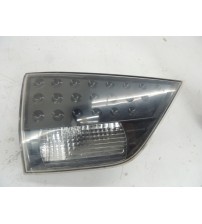 Lanterna Tampa Traseira Esquerda Mitsubishi Outlander 2008