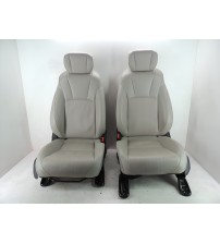 Par Bancos Dianteiros Honda Hr-v Touring 2023 Original Par Bancos Dianteiros Honda Hr-v Touring 2023 Original