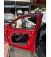 Porta Limpa Com Detalhes Fiat Toro Ultra 2022 Dianteira Direita Vermelho