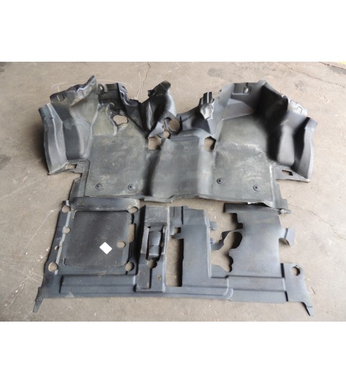 Tapete Fundo Assoalho Cabine Ford Transit Chassi 350 Cl 2025 Original Tapete Fundo Assoalho Cabine Ford Transit Chassi 350 Cl 2025 Original