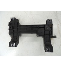 Suporte Radiador Lado Direito Gwm Haval H6 Premium Phev 2025 Suporte Radiador Lado Direito Gwm Haval H6 Premium Phev 2025