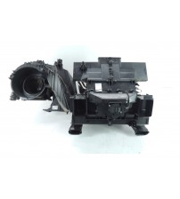 Caixa De Ventilação Interna Com Radiadores Sprinter 416 2022 Caixa De Ventilação Interna Com Radiadores Sprinter 416 2022