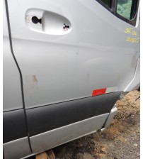 Porta Dianteira Direita Mb Sprinter 416 2022 Limpa Só A Lata Dianteira Carona Original