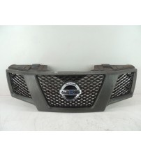 Grade Com Detalhes Nissan Frontier S 2014 Cinza Fosco Grade Com Detalhes Nissan Frontier S 2014 Cinza Fosco