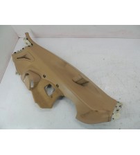 Acabamento Coluna Lateral Traseira Esquerda Panamera 4s 2013 Acabamento Coluna Lateral Traseira Esquerda Panamera 4s 2013