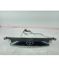 Aplique Da Tampa Traseira Toyota Rav4 2014 2015 Original Aplique Da Tampa Traseira Toyota Rav4 2014 2015 Original