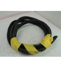 Borracha Porta Dianteira Lado Esquerdo Peugeot Partner 2022 Borracha Porta Dianteira Lado Esquerdo Peugeot Partner 2022