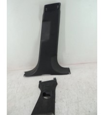 Acabamento Coluna Central Direita Jaguar F-pace 2020 Acabamento Coluna Central Direita Jaguar F-pace 2020