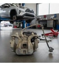 Pinça De Freio Traseira Direita Rav4 2.5 Hybrid 2019 Usad0