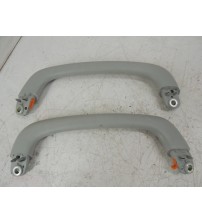 Par Pega Mão Coluna Central Toyota Hilux 2024 Original