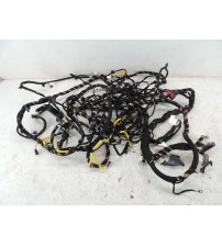 Chicote Fundo Assoalho/ Porta Malas Chery Tiggo 7 Sport 2026 Chicote Fundo Assoalho/ Porta Malas Chery Tiggo 7 Sport 2026